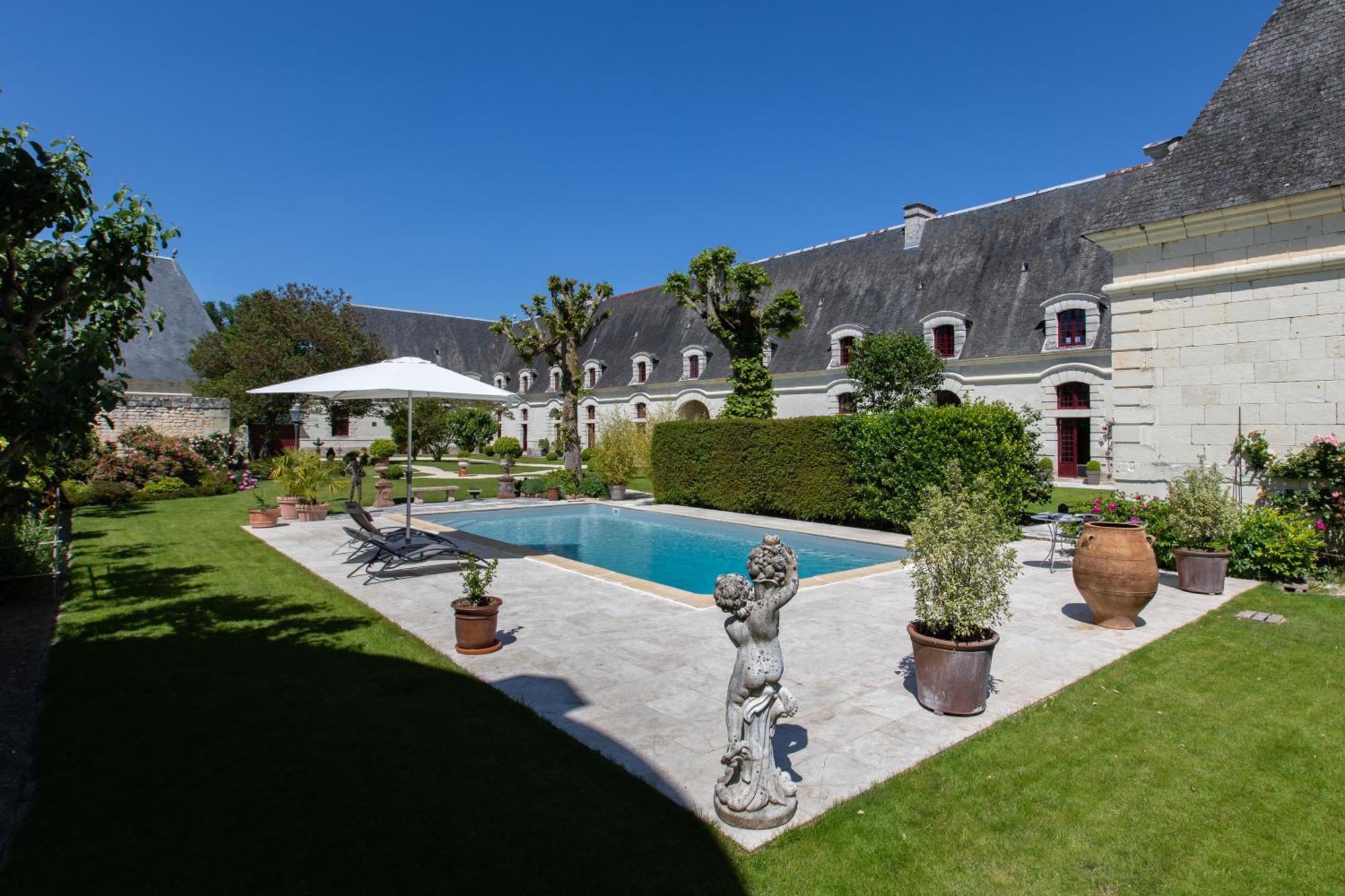 Le Clos Chavigny Bed & Breakfast