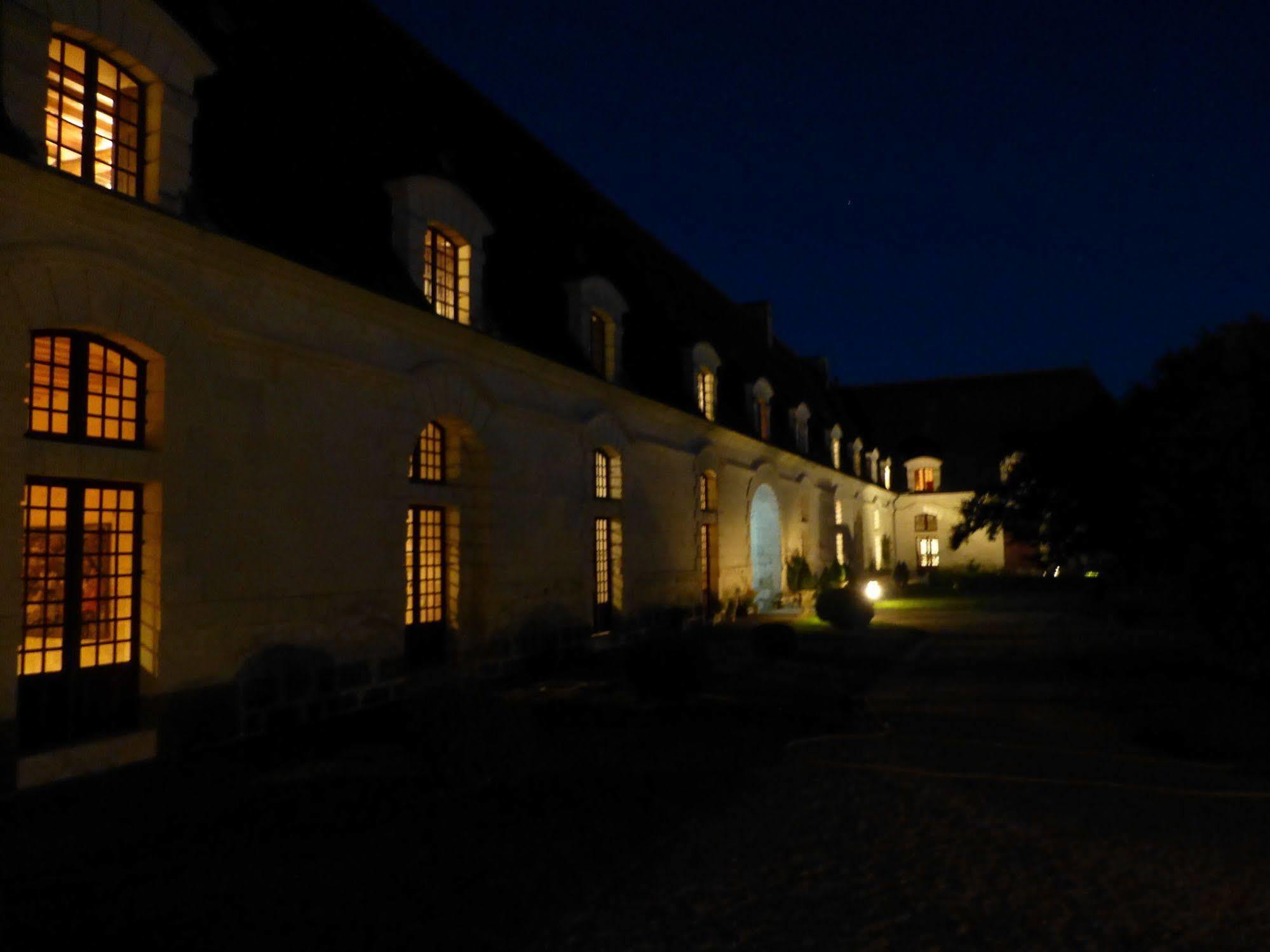 Le Clos Chavigny Bed & Breakfast Lerne