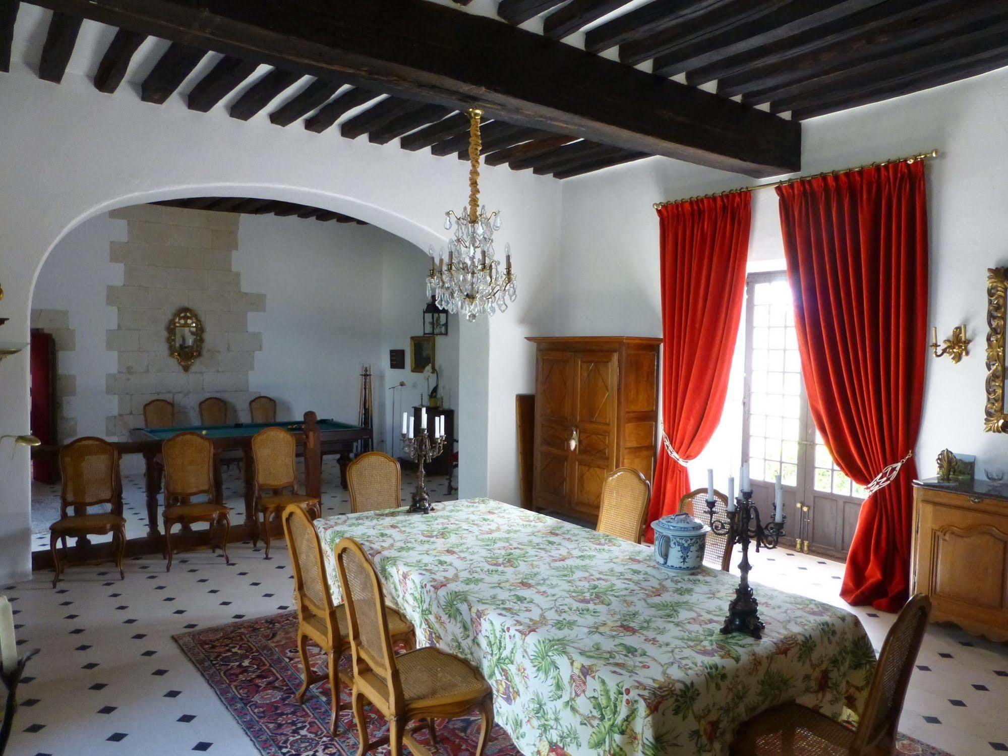 Le Clos Chavigny Bed & Breakfast Lerne
